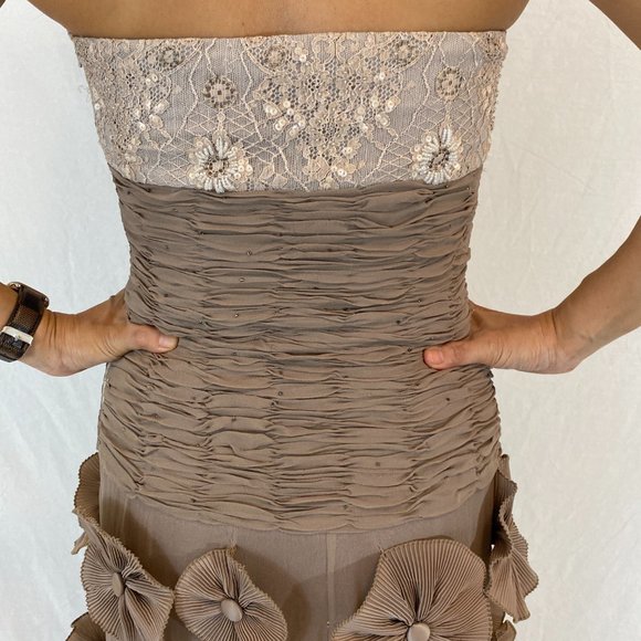 Sue Wong Tan Strapless Elegant Gown - Picture 6 of 8